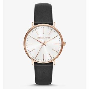 SOLD🆕 NIB MK rose gold- tone leather watch
